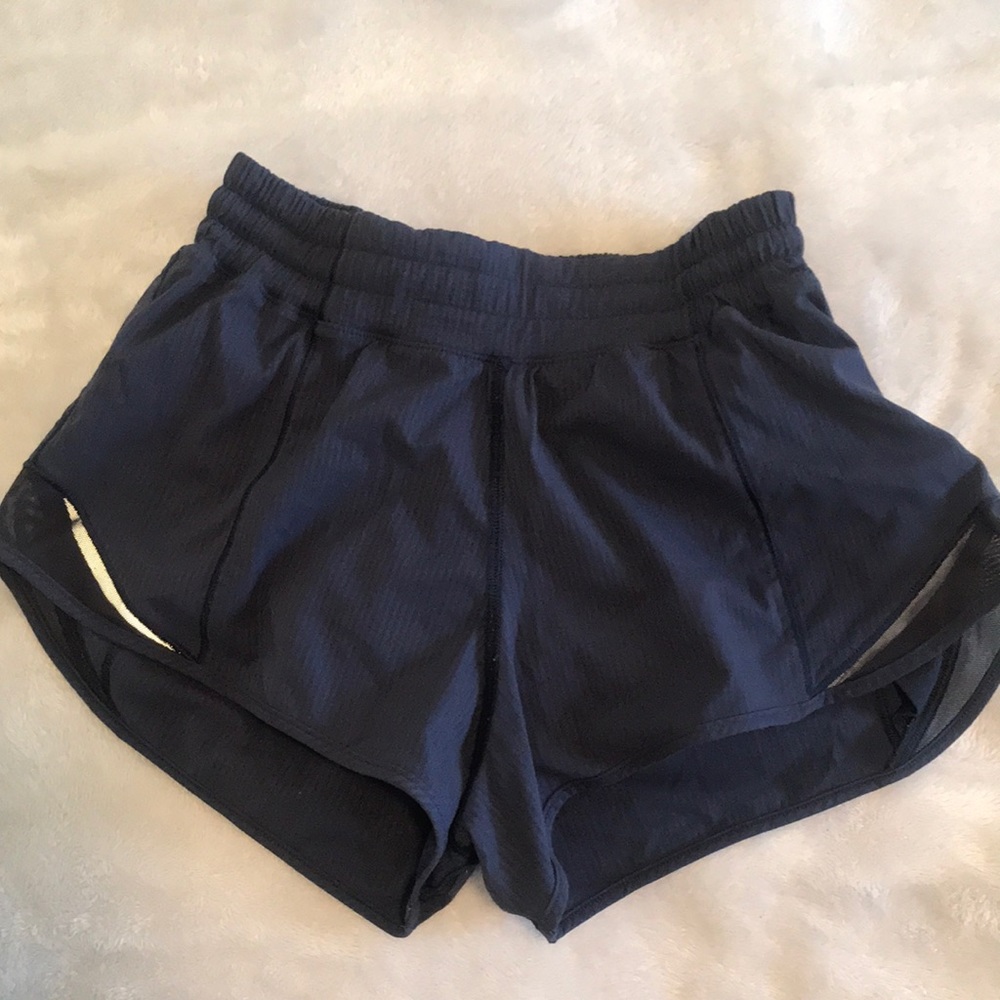 Lululemon Hotty Hot Shorts Navy Size 2